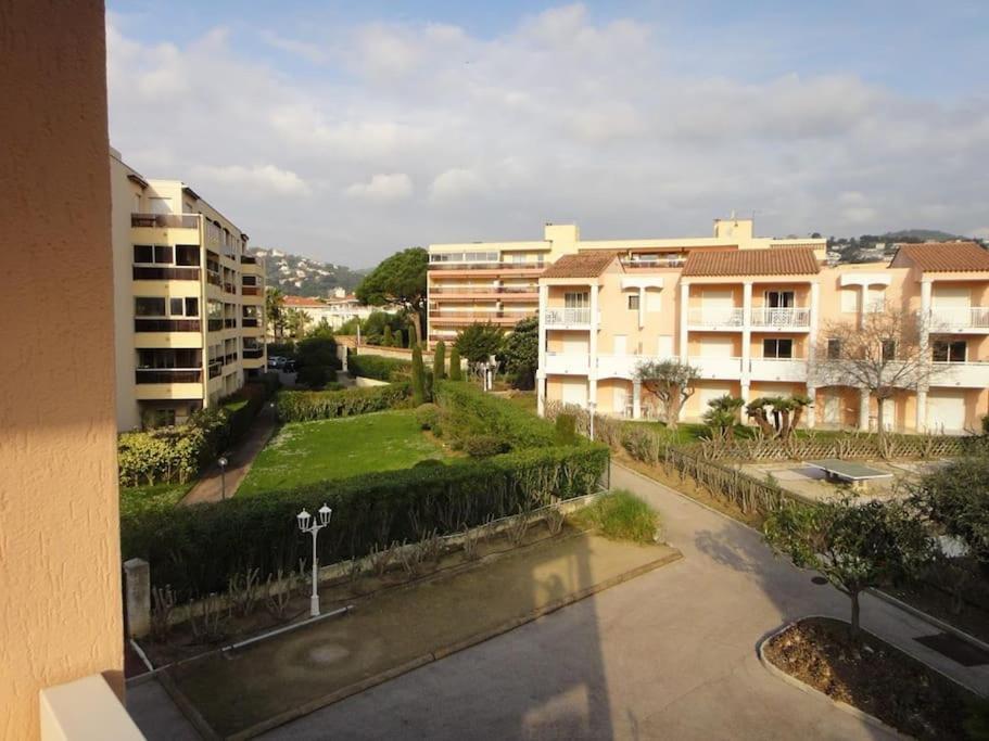 Sole E Mare 2 Pieces Apercu Mer Golfe-Juan Exterior foto